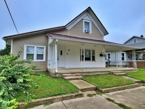 332 W 6th Street