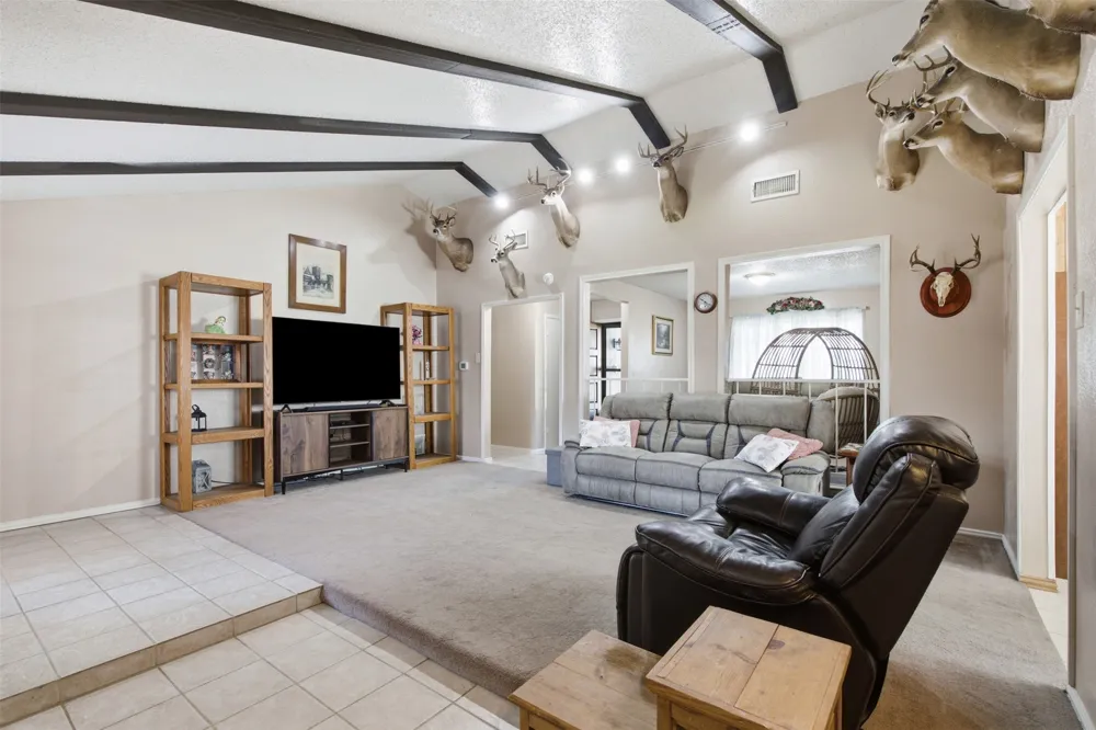 1822 Caldwell Drive Garland, TX 75041