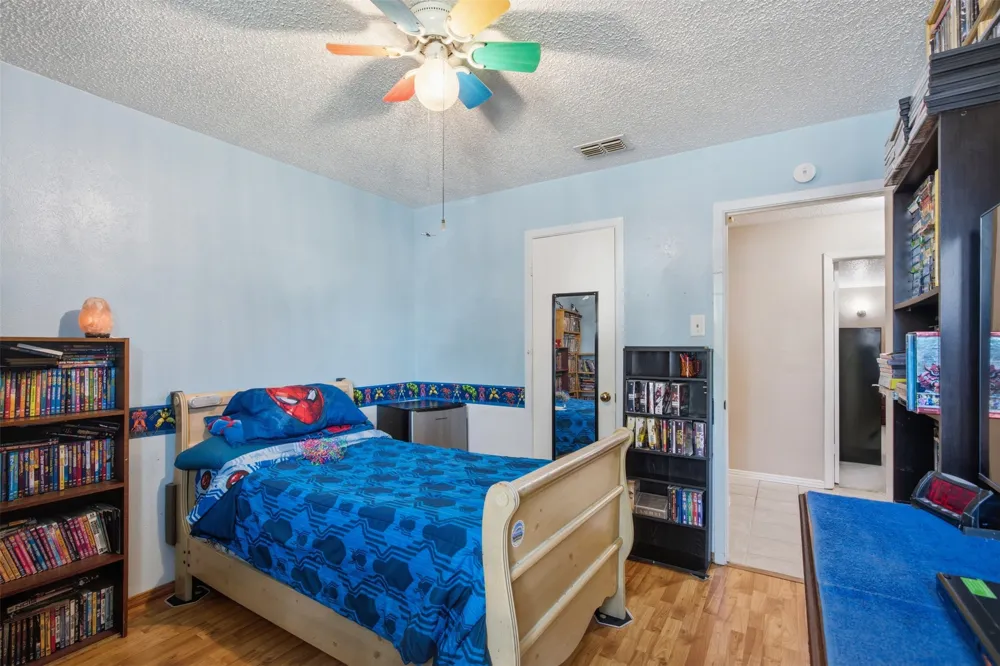 1822 Caldwell Drive Garland, TX 75041