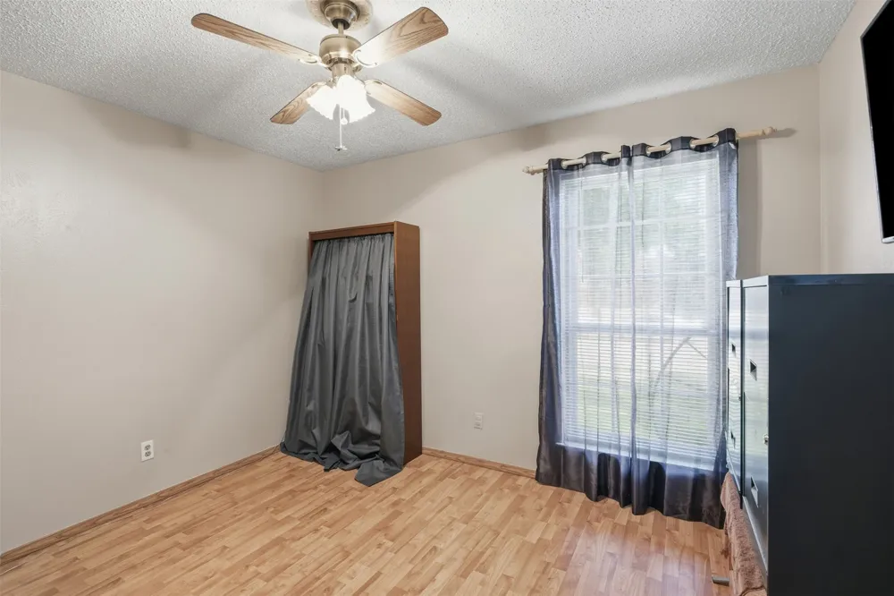1822 Caldwell Drive Garland, TX 75041