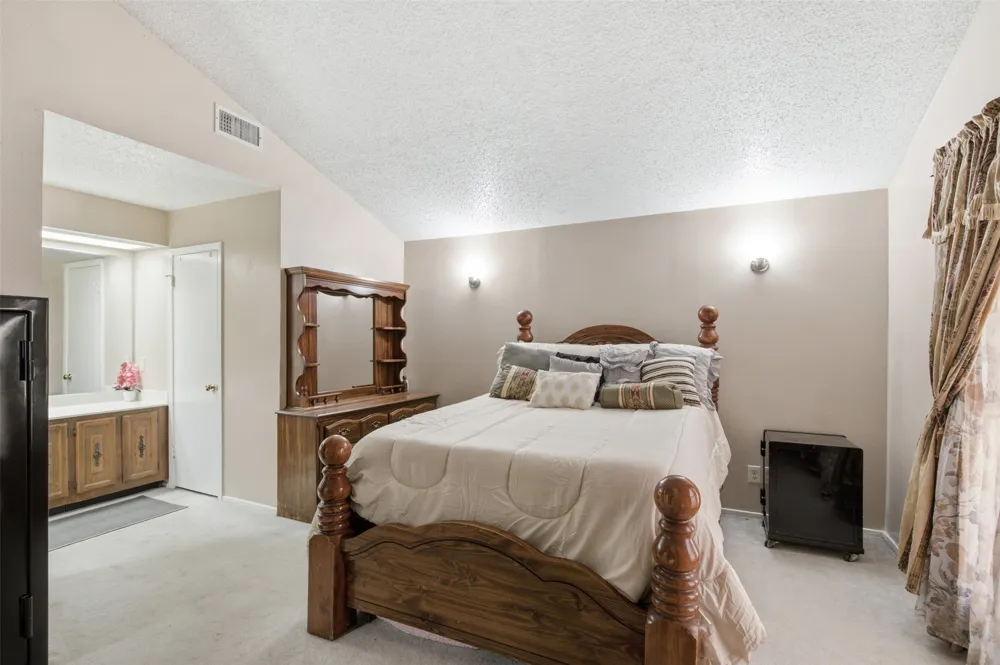 1822 Caldwell Drive Garland, TX 75041