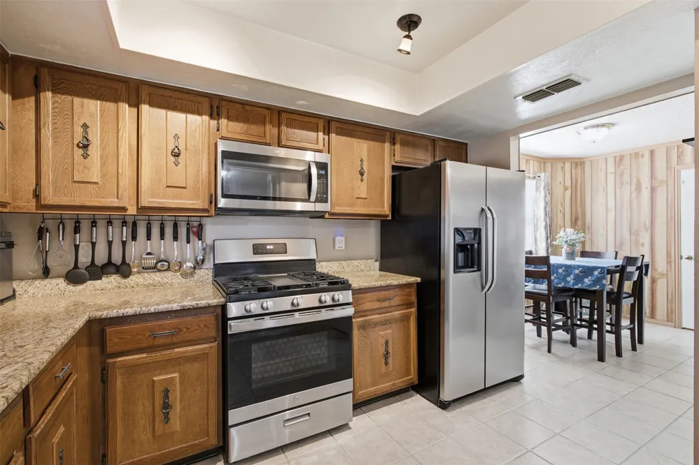 1822 Caldwell Drive Garland, TX 75041
