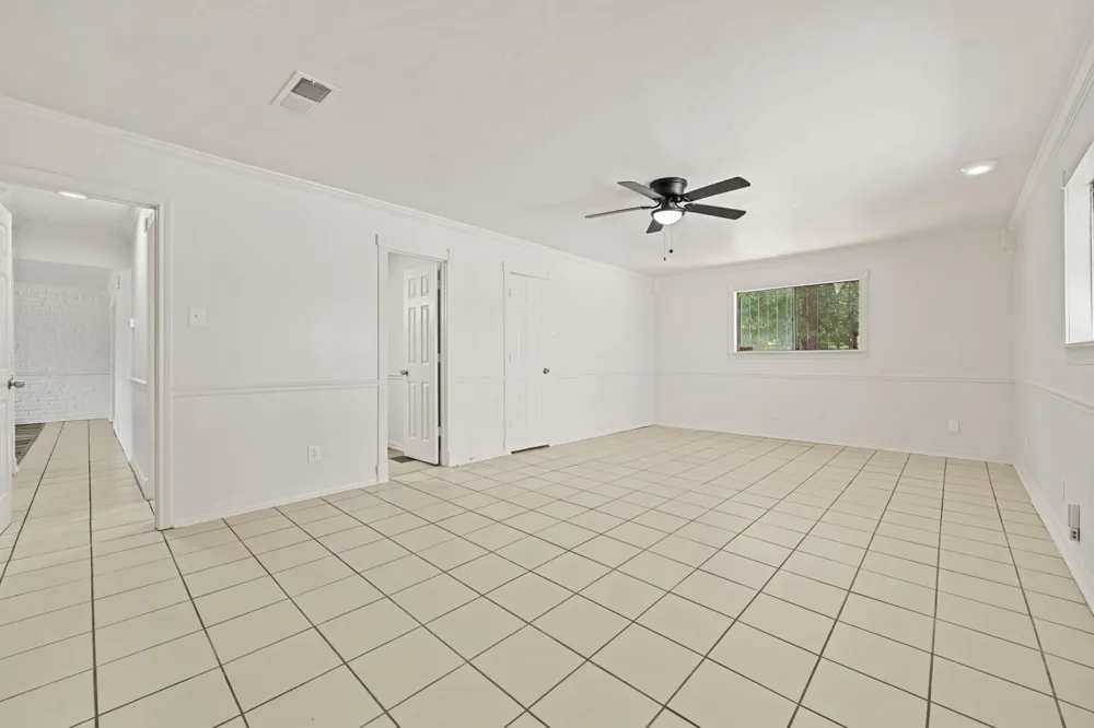 215 Johnson Drive Duncanville, TX 75116