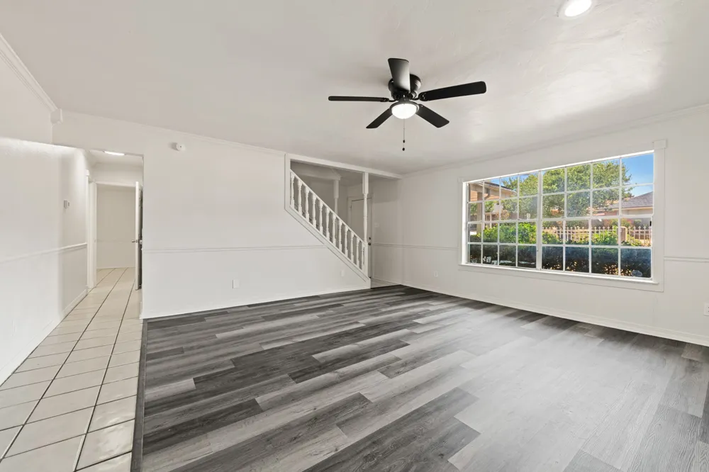 215 Johnson Drive Duncanville, TX 75116