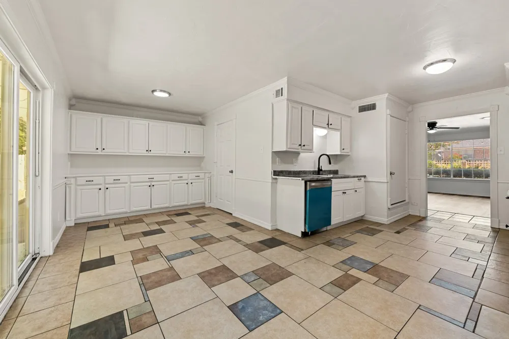 215 Johnson Drive Duncanville, TX 75116