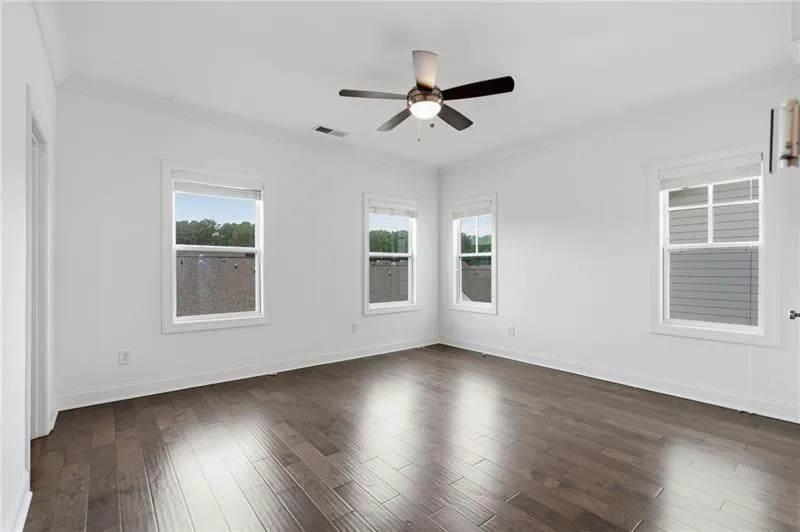835 Green Sapling Trail Suwanee, GA 30024