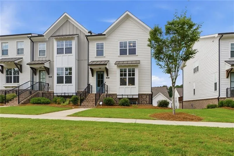 835 Green Sapling Trail Suwanee, GA 30024