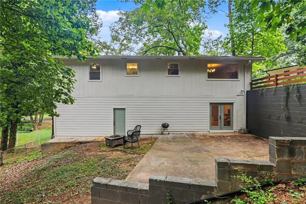 55 Dixon Street Newnan, GA 30263