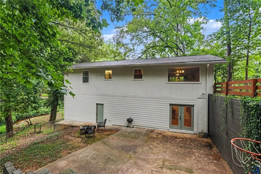 55 Dixon Street Newnan, GA 30263