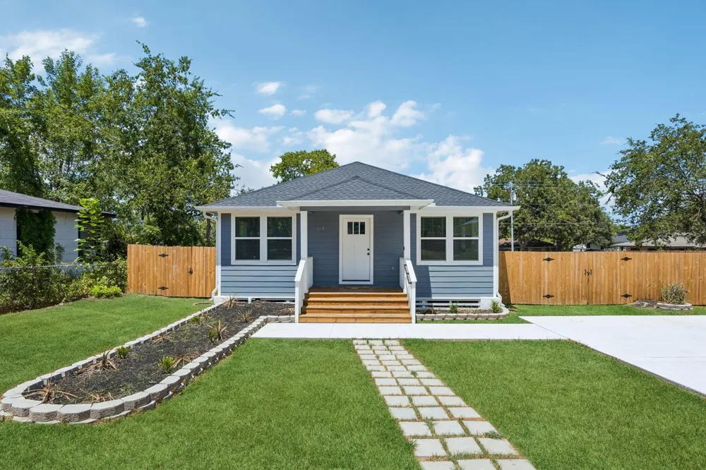 514 W Wilkins Street Brenham, TX 77833