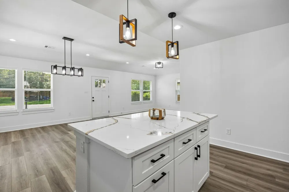 514 W Wilkins Street Brenham, TX 77833