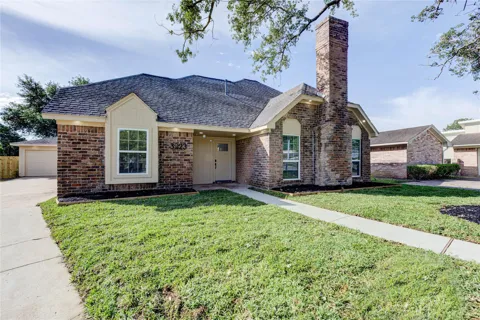 3223 Cherry Hills Drive