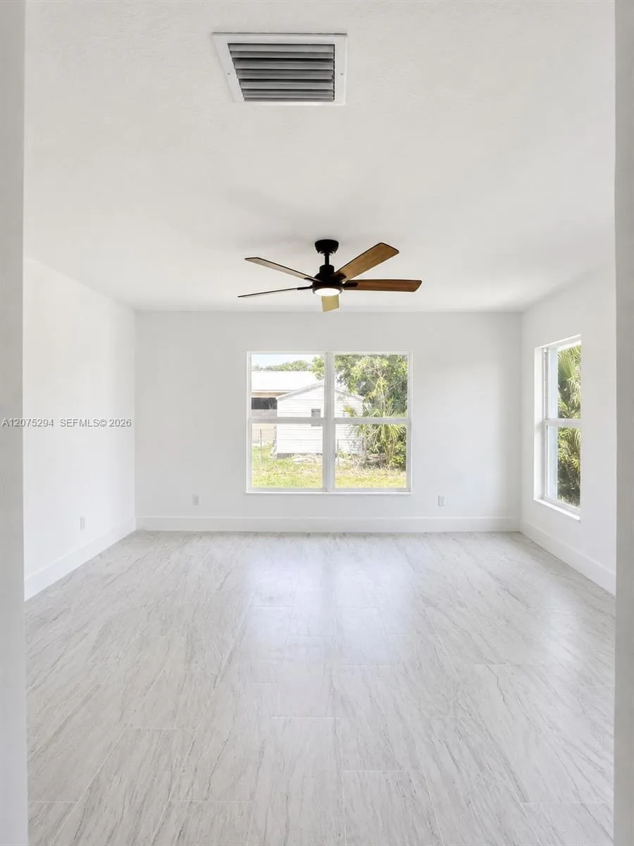 9165 100th Ct Vero Beach, FL 32967