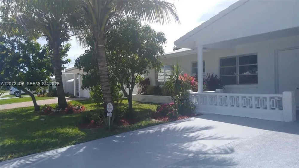 7111 NW 68th Ave Tamarac, FL 33321