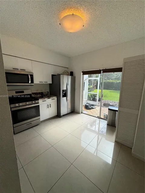 8207 San Carlos Cir #8207