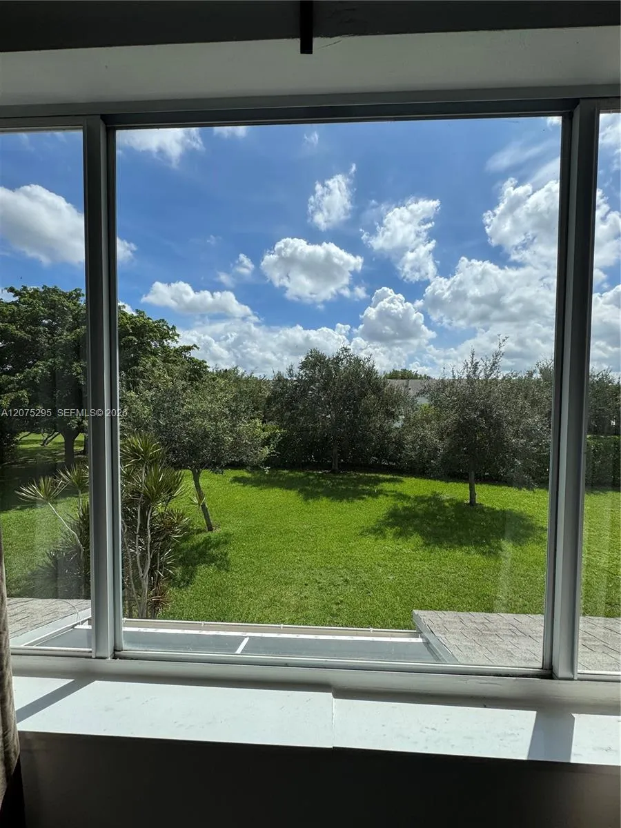 8207 San Carlos Cir #8207 Tamarac, FL 33321