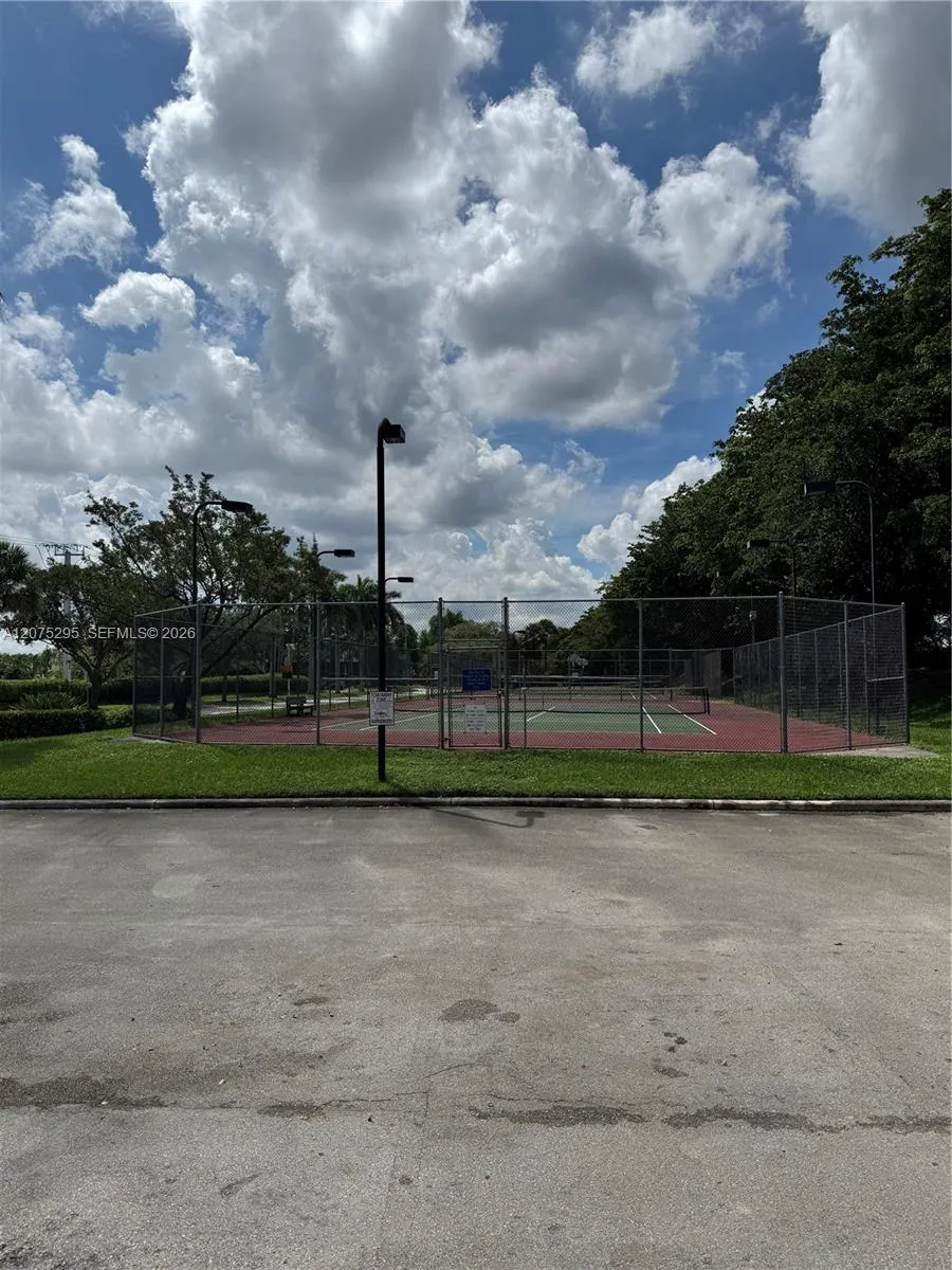 8207 San Carlos Cir #8207 Tamarac, FL 33321