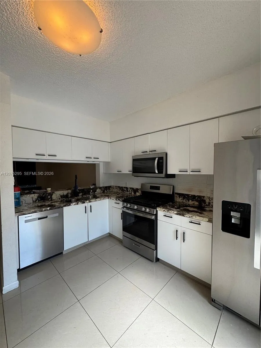 8207 San Carlos Cir #8207 Tamarac, FL 33321