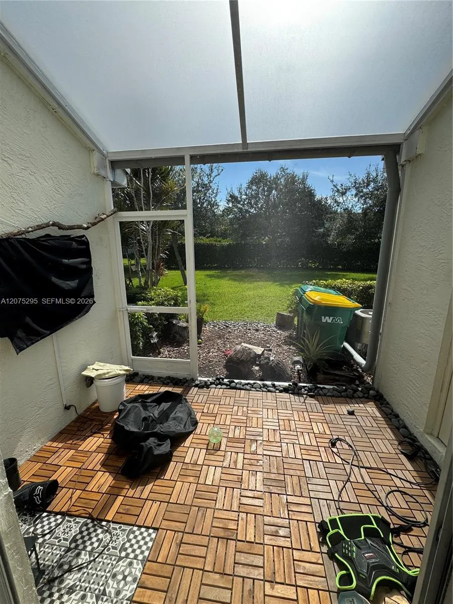 8207 San Carlos Cir #8207 Tamarac, FL 33321