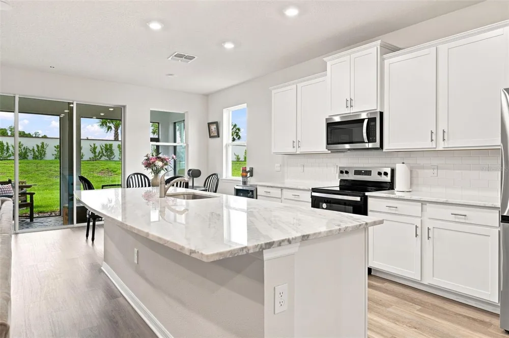18212 BEACH RANCH TERRACE Lakewood Ranch, FL 34211
