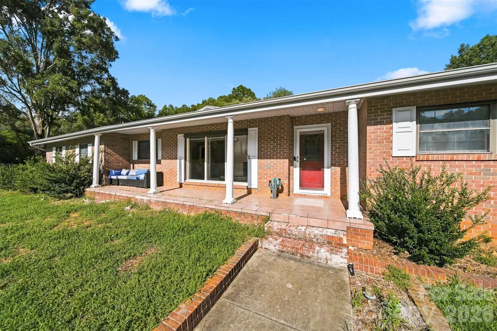 324 Northwood Park Taylorsville, NC 28681