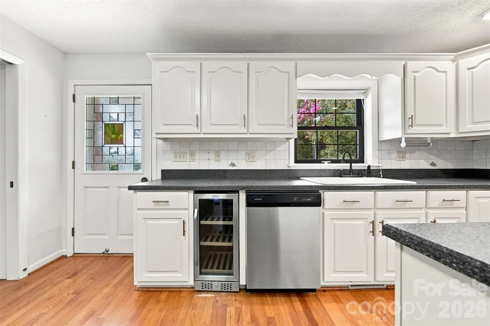 324 Northwood Park Taylorsville, NC 28681