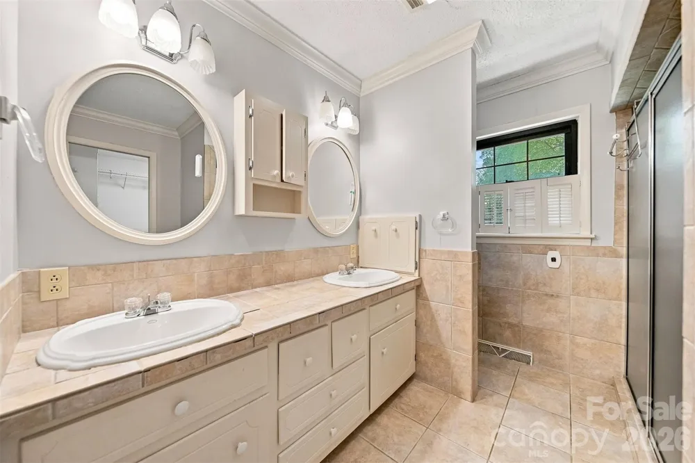 324 Northwood Park Taylorsville, NC 28681
