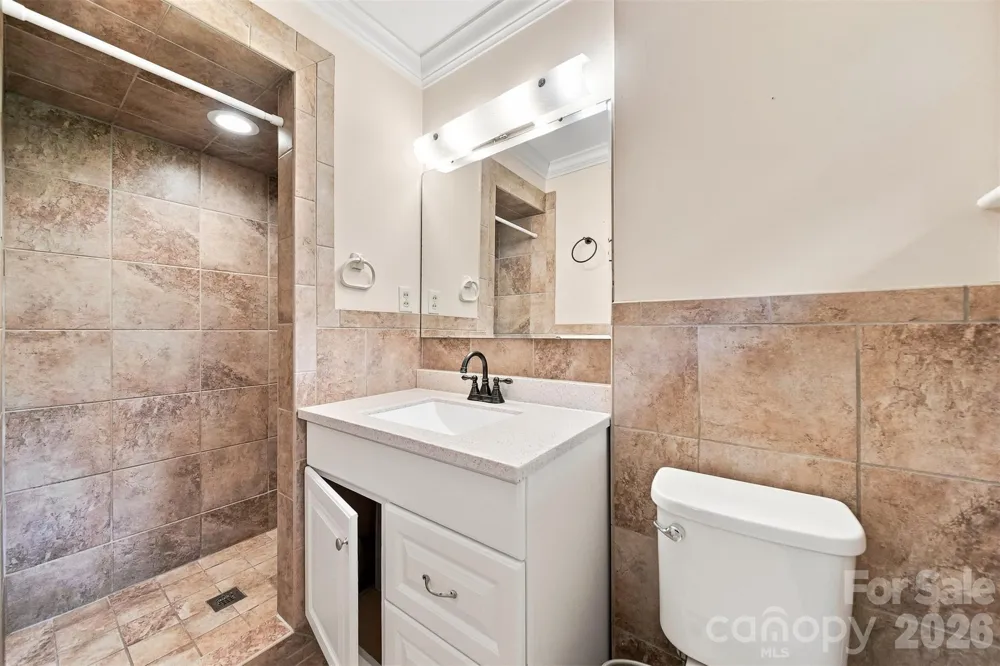 324 Northwood Park Taylorsville, NC 28681