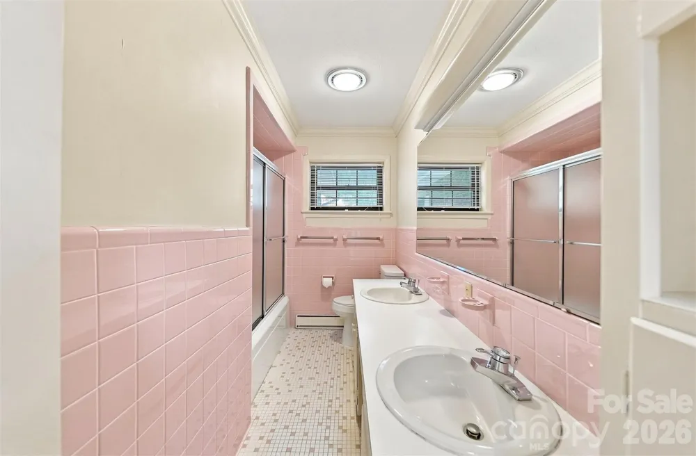 324 Northwood Park Taylorsville, NC 28681