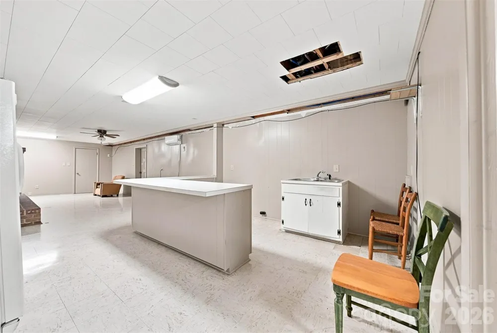 324 Northwood Park Taylorsville, NC 28681