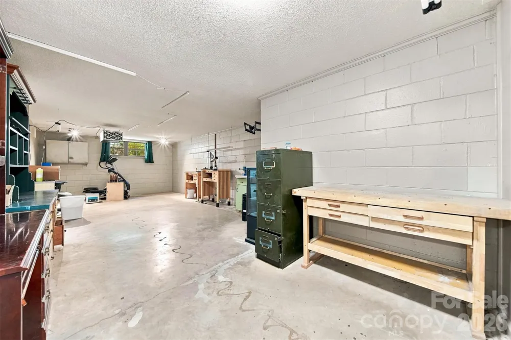 324 Northwood Park Taylorsville, NC 28681