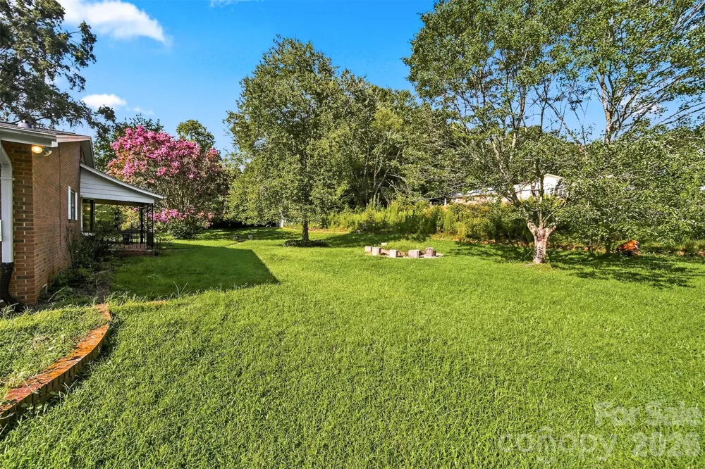 324 Northwood Park Taylorsville, NC 28681