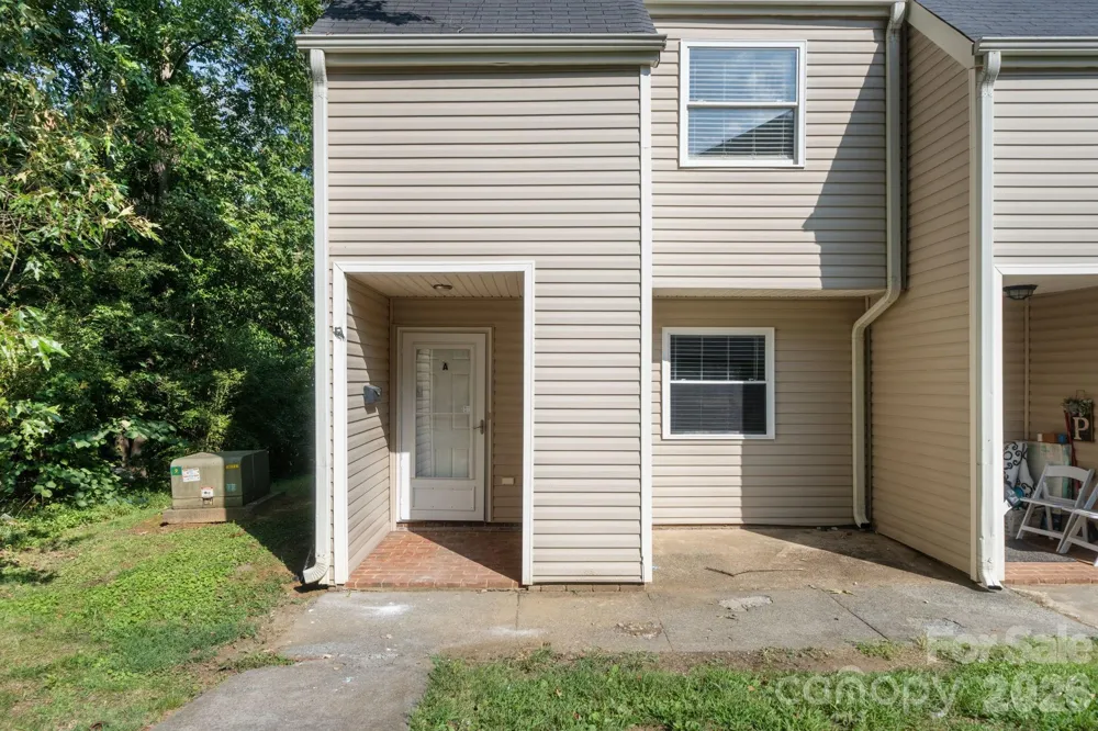 9149 Spyglass Place Charlotte, NC 28214