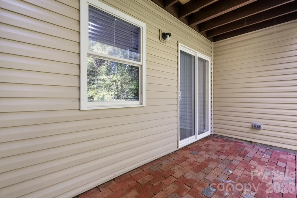9149 Spyglass Place Charlotte, NC 28214