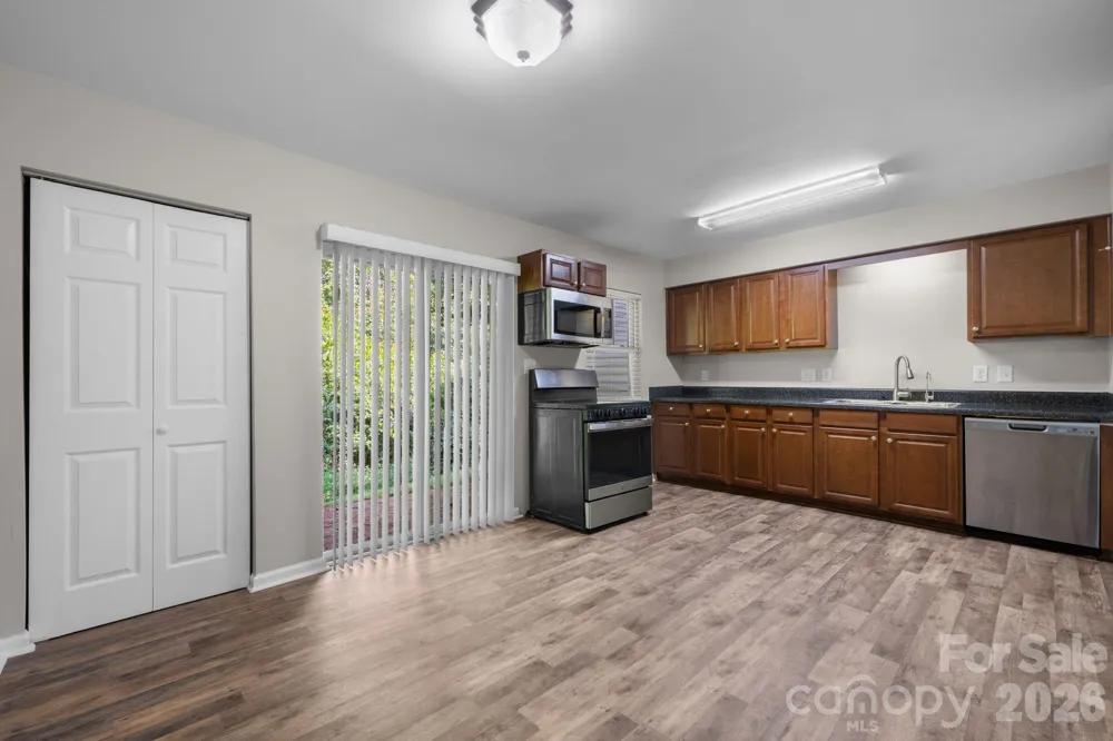 9149 Spyglass Place Charlotte, NC 28214