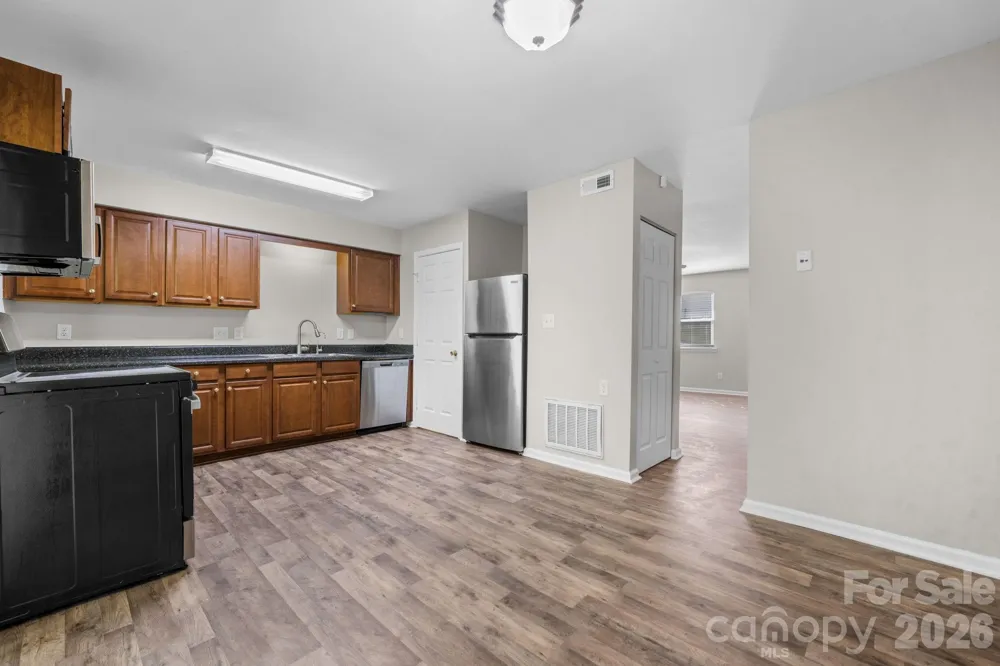 9149 Spyglass Place Charlotte, NC 28214