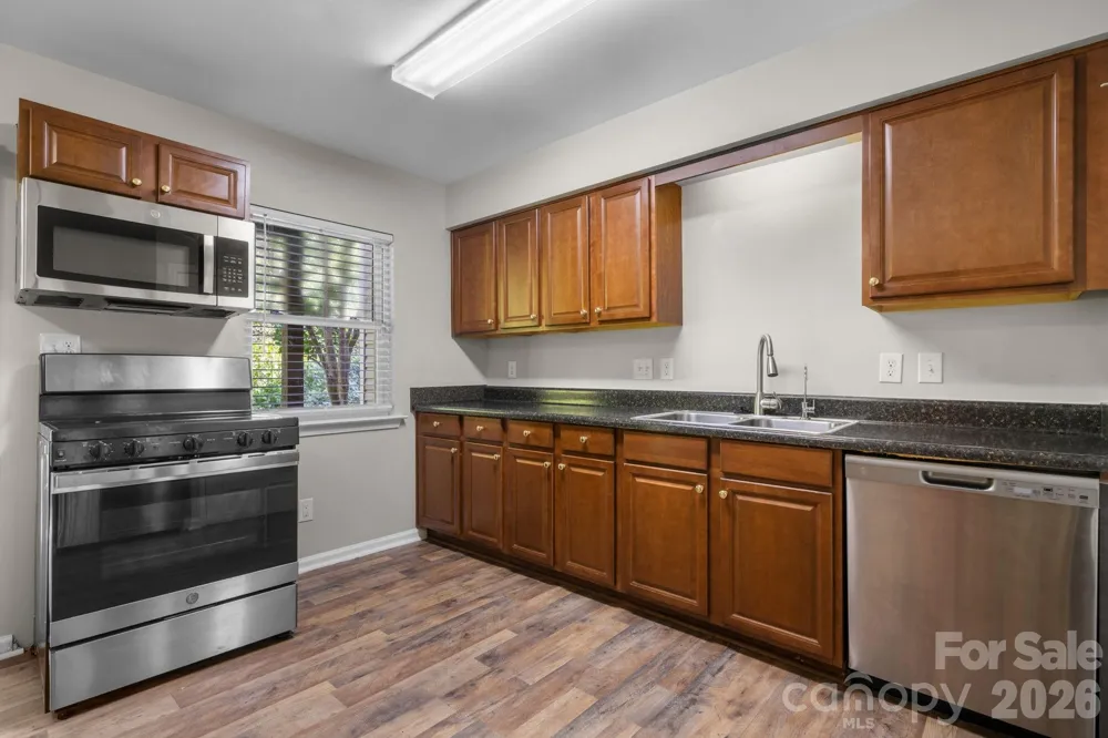 9149 Spyglass Place Charlotte, NC 28214