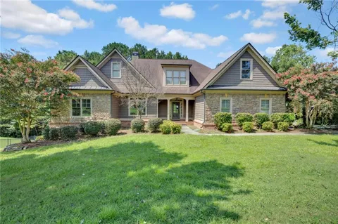 247 Chandler Walk