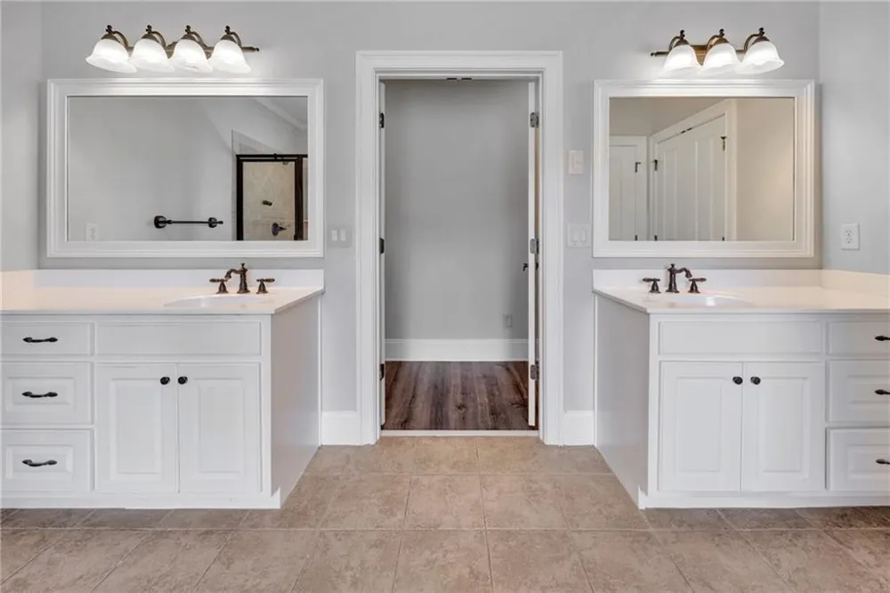 247 Chandler Walk Loganville, GA 30052