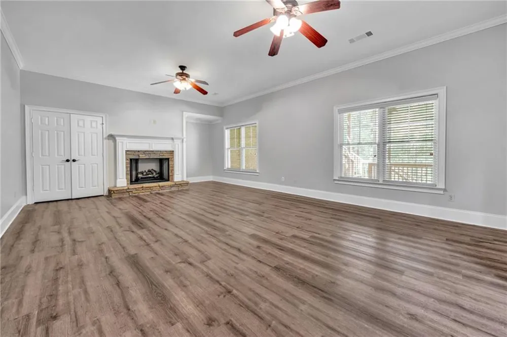 247 Chandler Walk Loganville, GA 30052