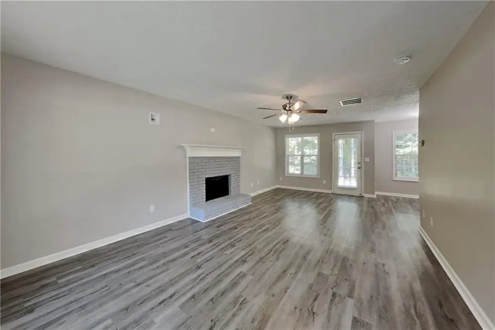 2048 Glen Hope Trace Dacula, GA 30019