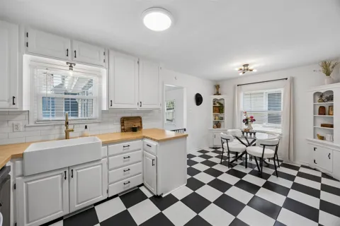 3290 Olive Place