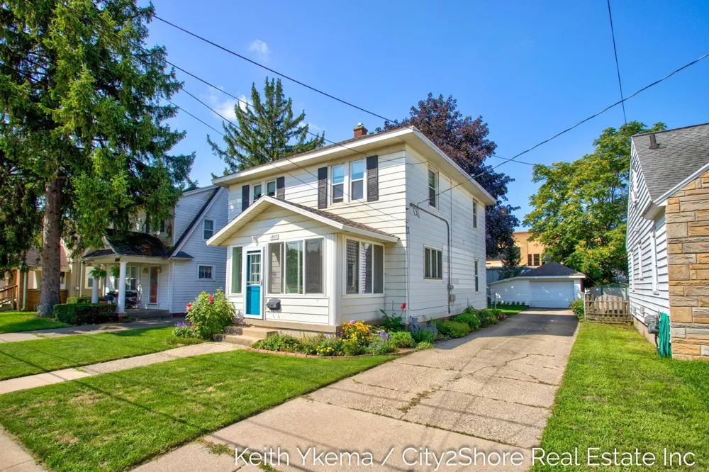 1807 Martindale Avenue SW Wyoming, MI 49509