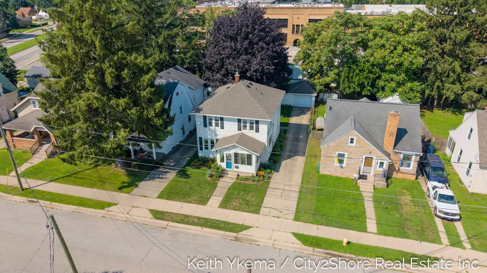1807 Martindale Avenue SW Wyoming, MI 49509