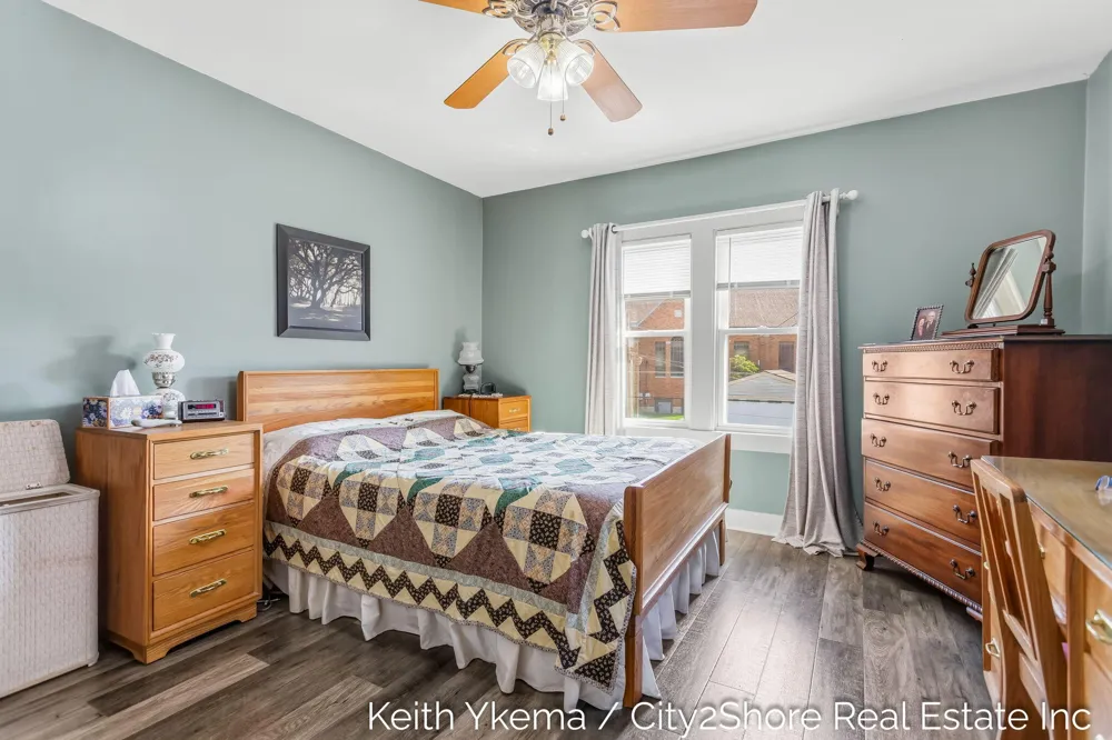 1807 Martindale Avenue SW Wyoming, MI 49509