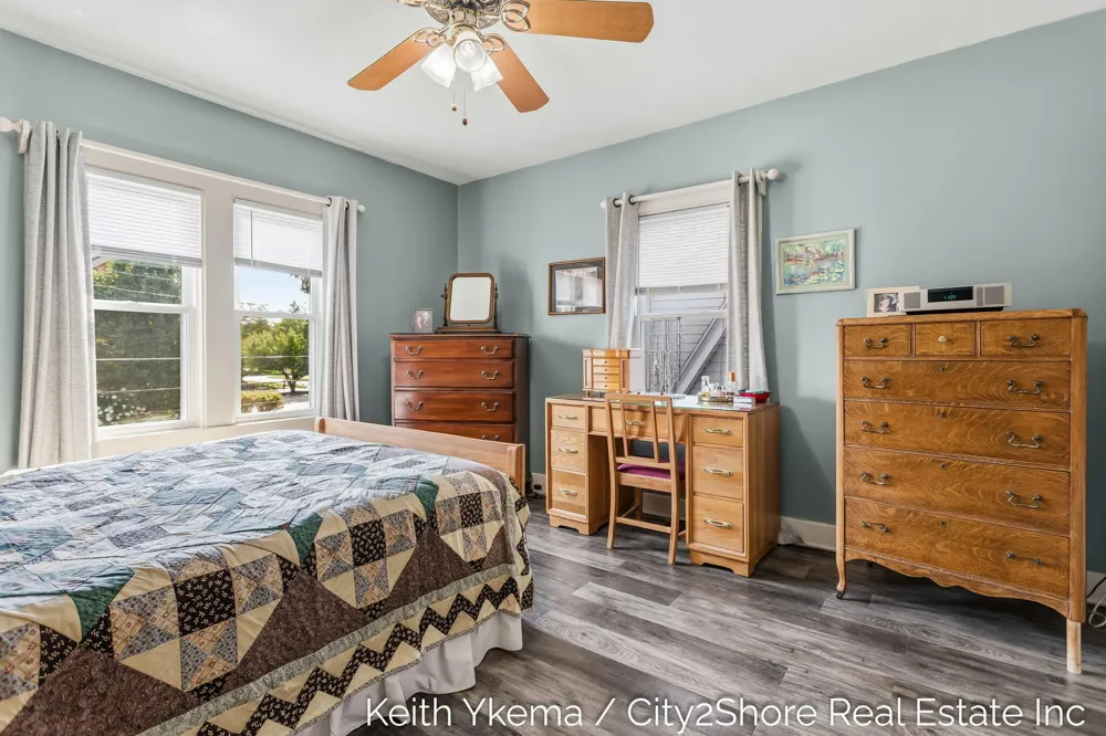 1807 Martindale Avenue SW Wyoming, MI 49509