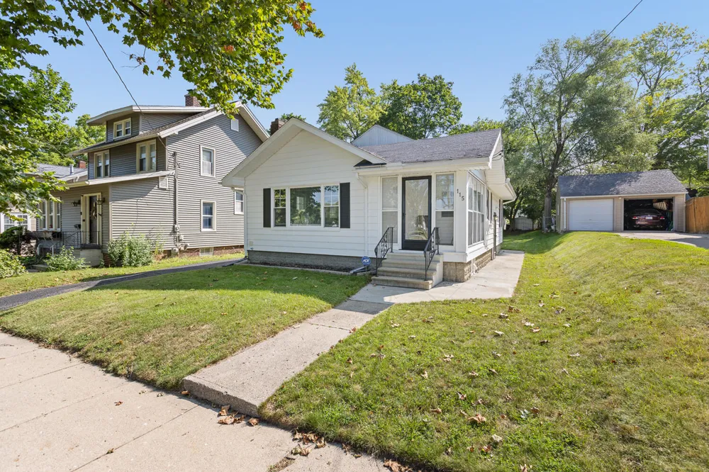 115 S Thompson Street Jackson, MI 49203