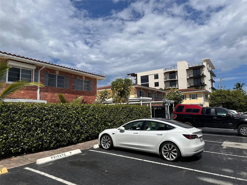 1501 SE 15TH STREET #3-4 Fort Lauderdale, FL 33316