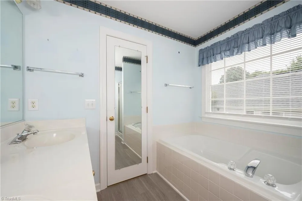 125 Lonetree Drive Advance, NC 27006