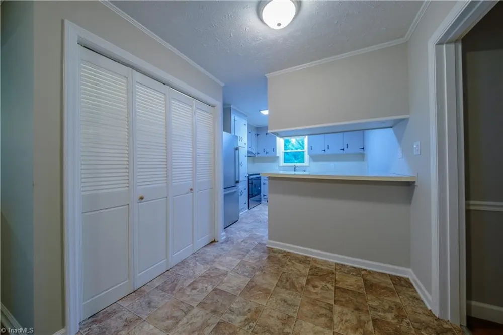 435 Lakecrest Drive Kernersville, NC 27284